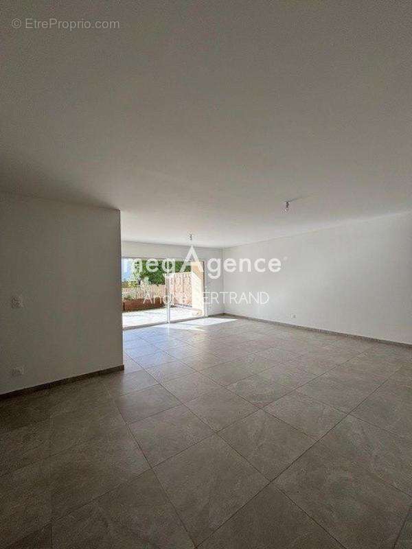 Appartement à BEZIERS