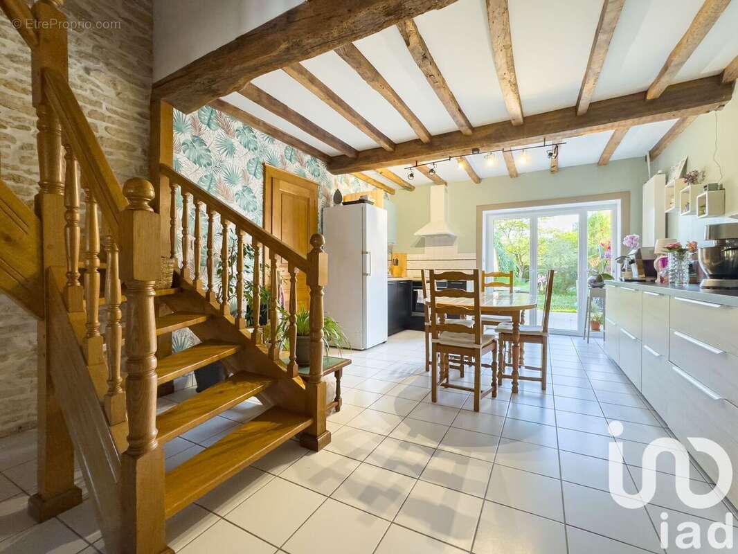 Photo 4 - Maison à POIX-TERRON