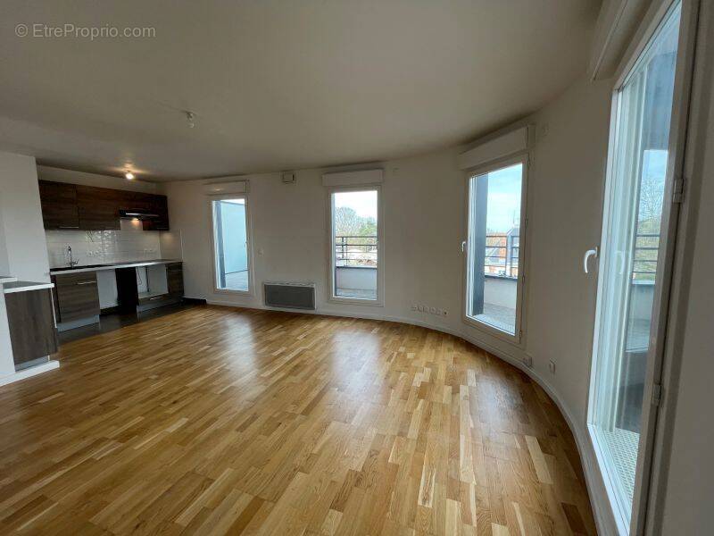 Appartement à QUINCY-SOUS-SENART