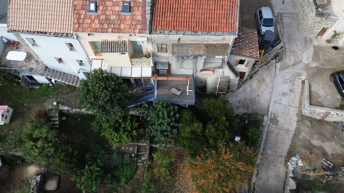 Maison à SANTO-PIETRO-DI-TENDA