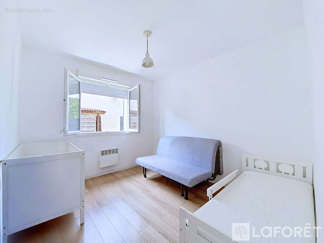 Maison 3 chambres + piscine et garage - photo 8