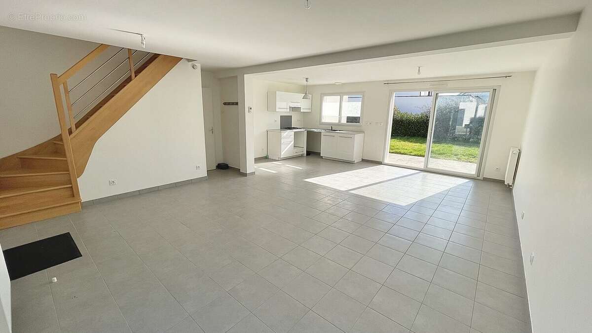 Salon - séjour vue 1 - Maison à SAINT-ARMEL