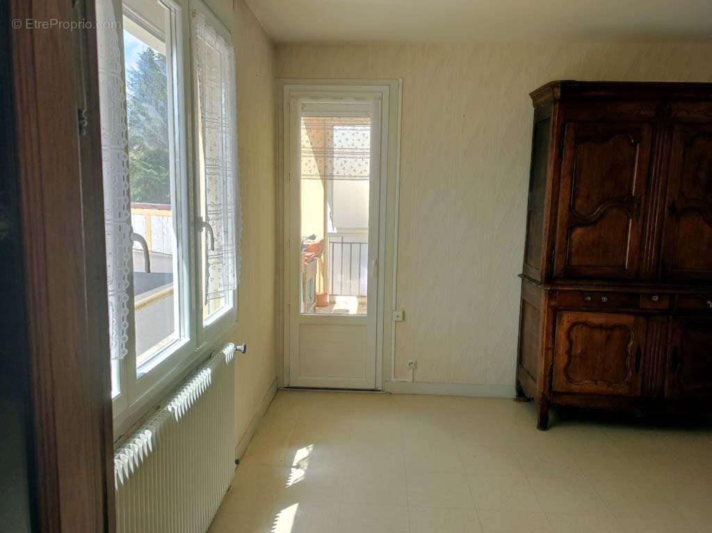 Au centre de Paray le Monial, appartement F3 de 69 m2 - photo 12