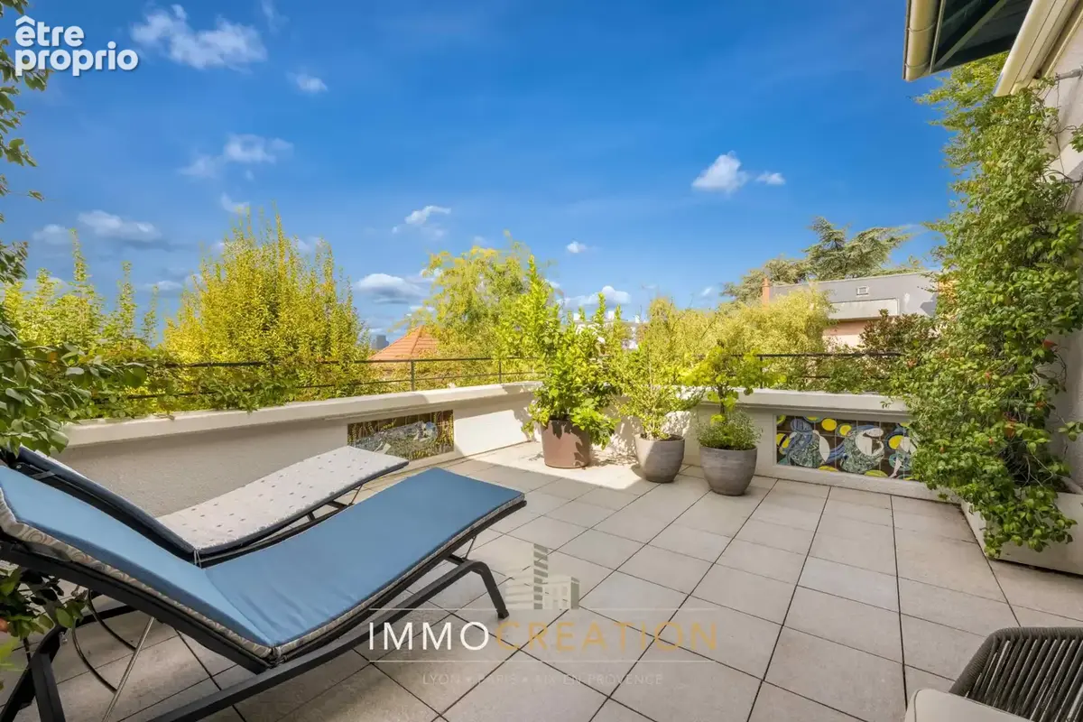 Propriété exceptionnelle de grand standing, climatisée, sur 1000 m2, piscine, à vendre à LYON 3 Montchat PArc - photo 13