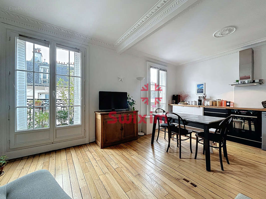 Appartement à PARIS-20E