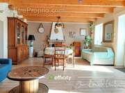 Maison à BELLE-ISLE-EN-TERRE