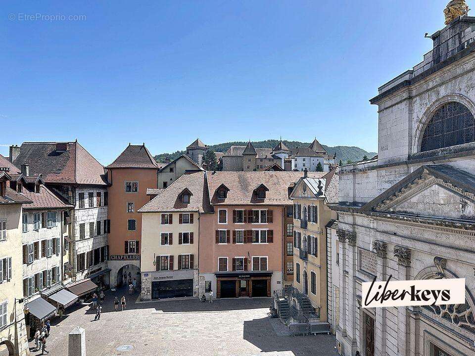 A vendre - Appartement triplex de 7 pièces de 109 m² - Annecy 74000 - photo 17