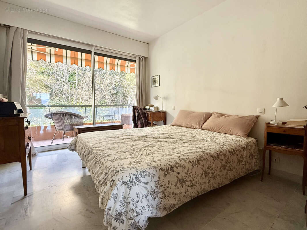 Appartement à ROQUEBRUNE-CAP-MARTIN