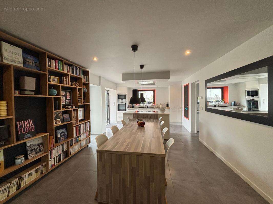 PAU: Quartier du Buisson, Maison À Vendre, bien rare à visiter rapidement!! - photo 4
