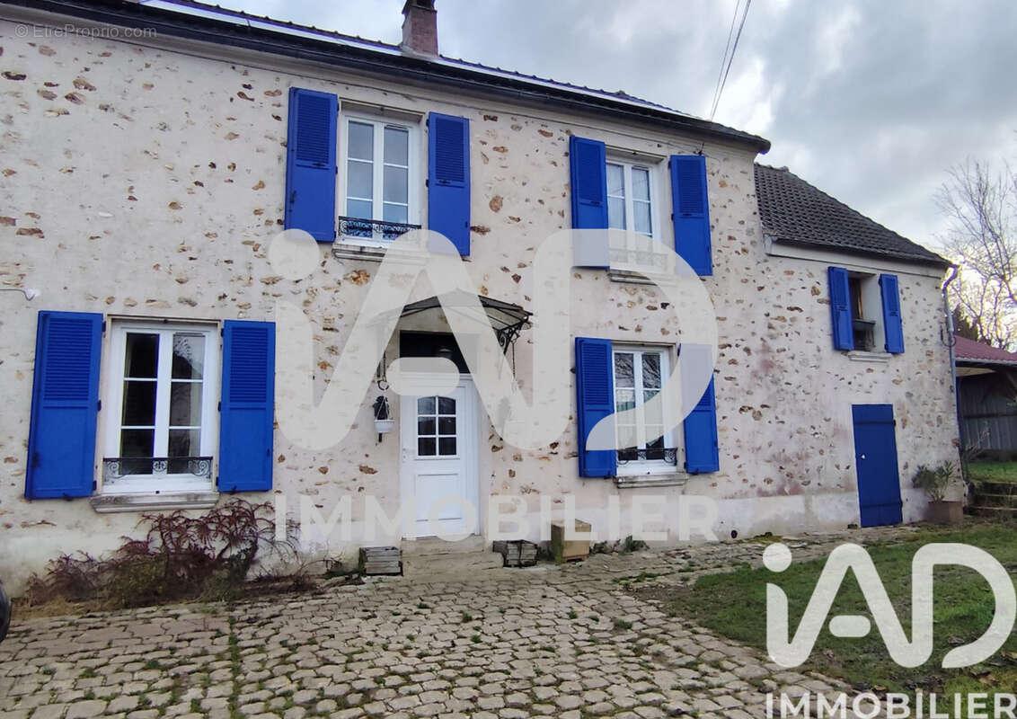 Photo 2 - Maison à VILLENEUVE-SUR-BELLOT