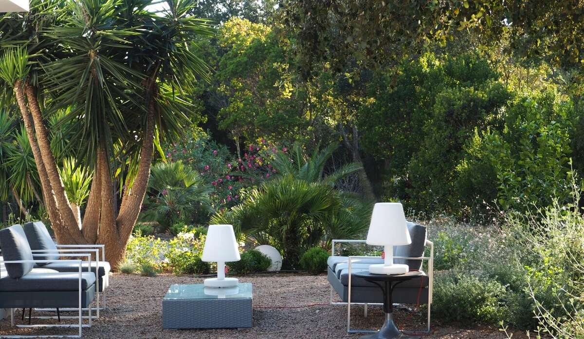 Maison à PORTO-VECCHIO