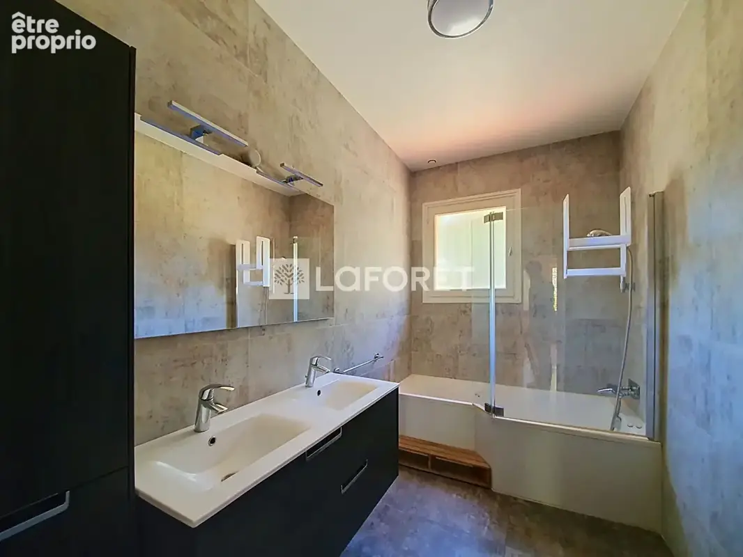 Montjoire, maison de type 5 sur une parcelle de 3373 m² environ ! - photo 14