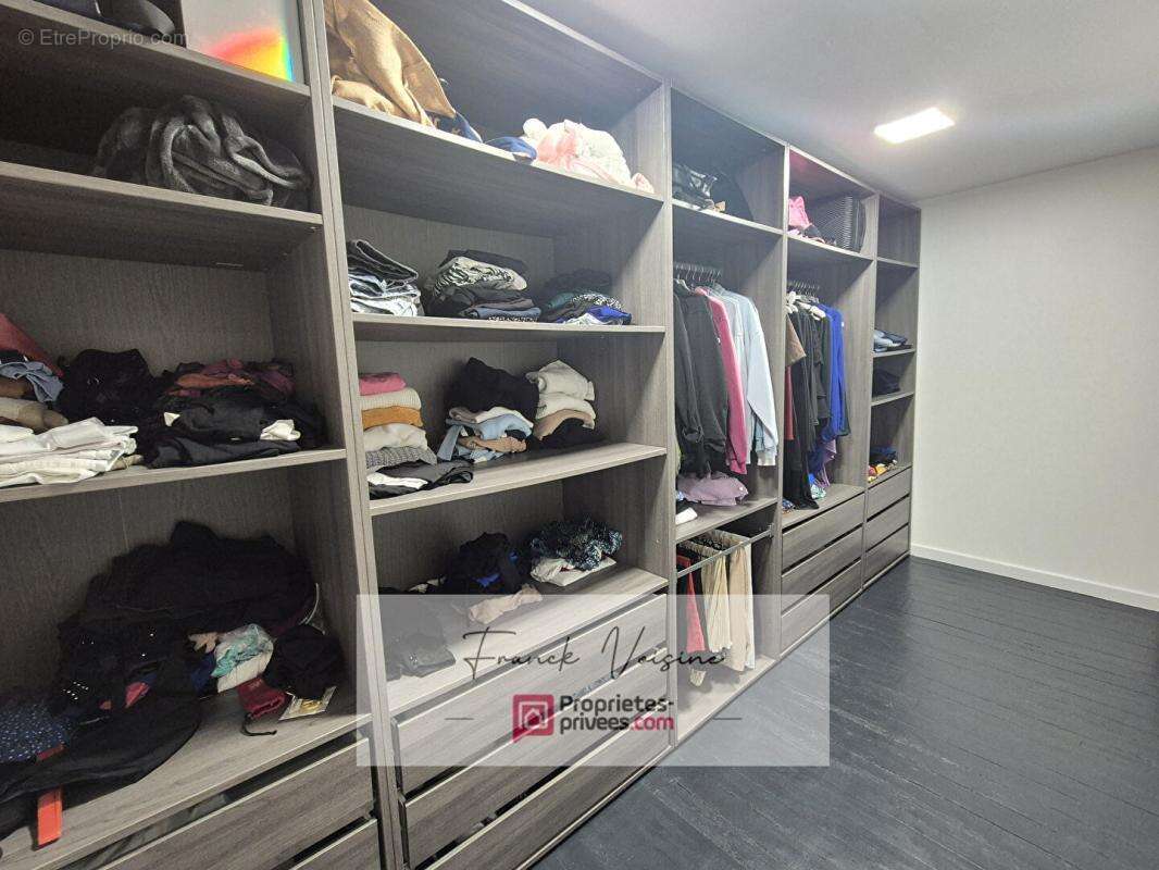 Maison de bourg A VENDRE à Saint Prouant avec 3 chambres sur un terrain de 880 m2 env - photo 13