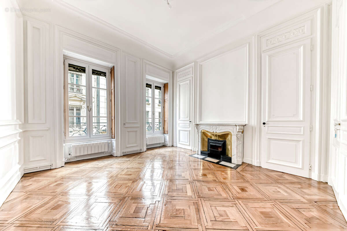 Appartement à LYON-6E