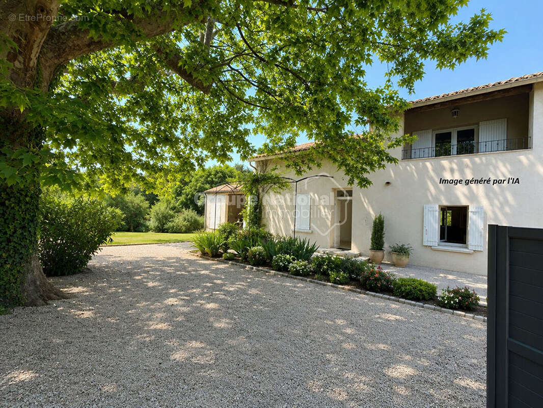 Maison à JONQUIERES