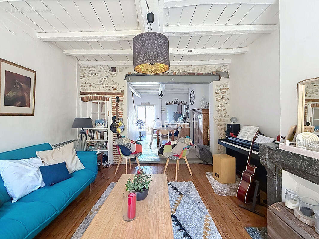 Maison de ville - 5 chambres et extérieur - photo 2