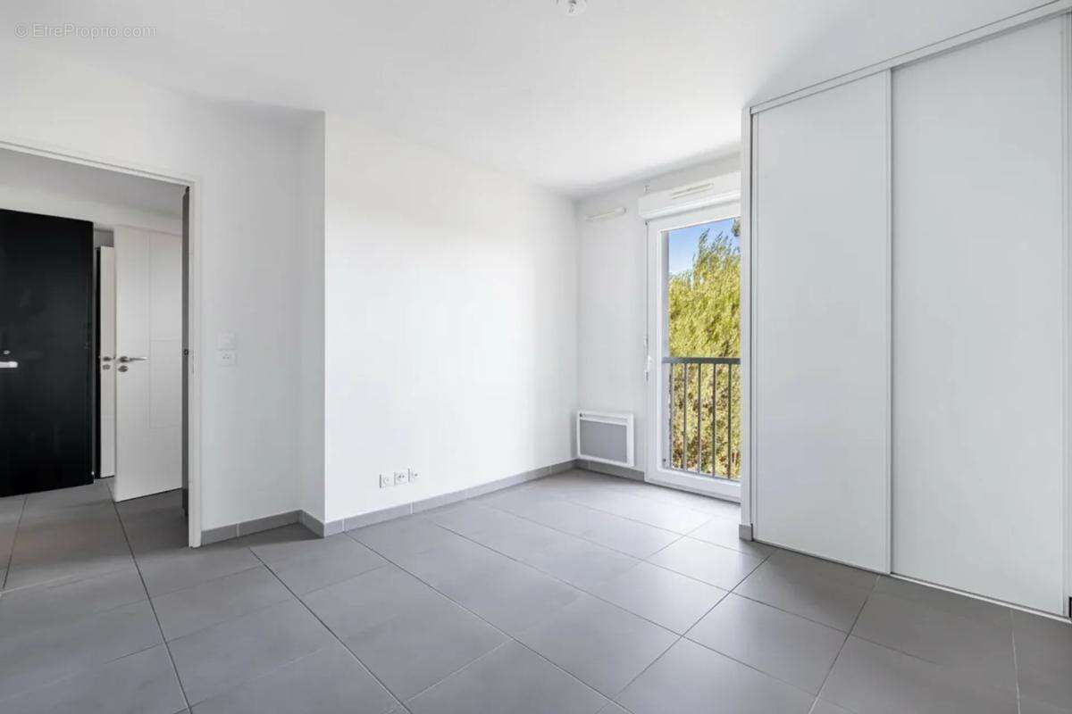 Appartement T3 de 63m2 récent avec Parking, au Calme - photo 9