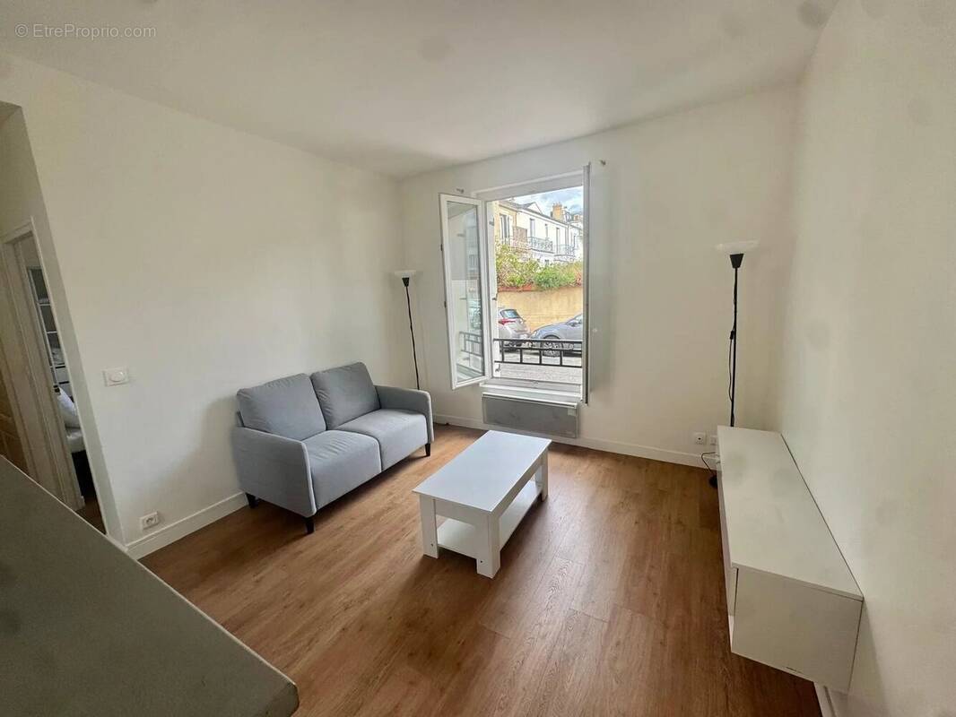 Appartement à SAINT-MAUR-DES-FOSSES