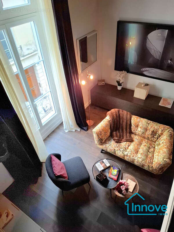 Appartement à PARIS-3E