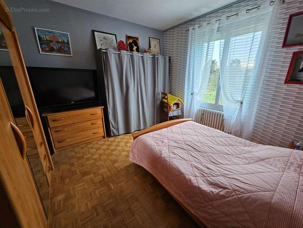 Photo 7 - Maison à SAINT-YORRE