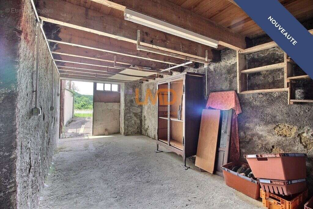 Maison à BUSSAC-SUR-CHARENTE