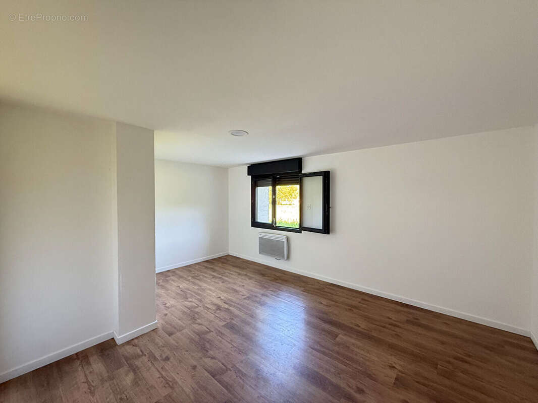 Maison à SAINTE-LIVRADE-SUR-LOT