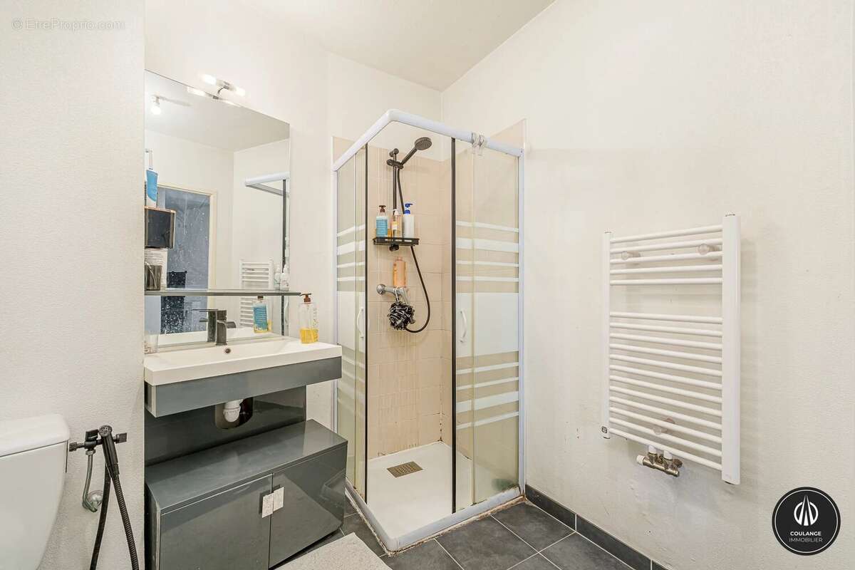 Appartement à MARSEILLE-3E
