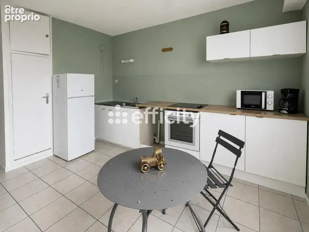 Appartement rénové - photo 9