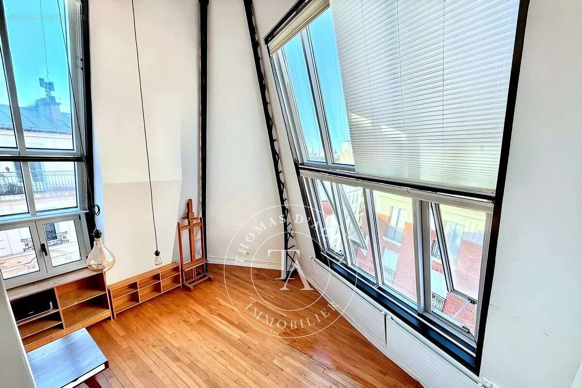 Appartement à PARIS-15E