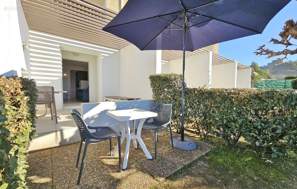 30 minutes d'AJACCIO - Immeuble de 6 appartements pieds dans l'eau - photo 16