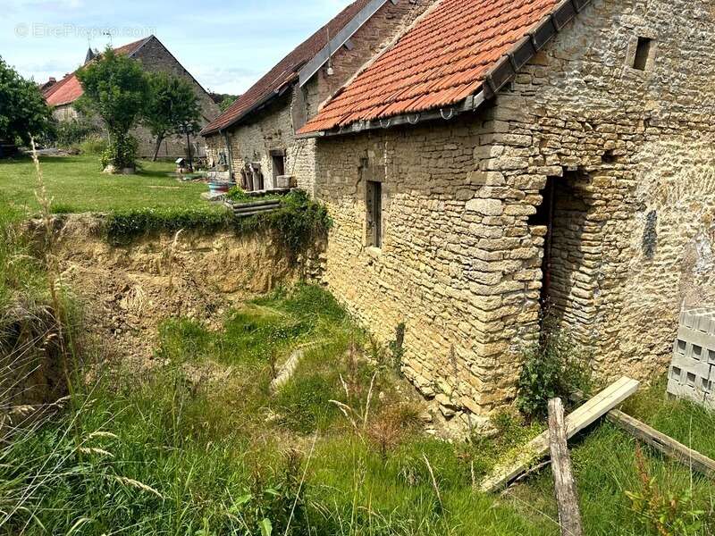 Maison à POUILLY-EN-AUXOIS