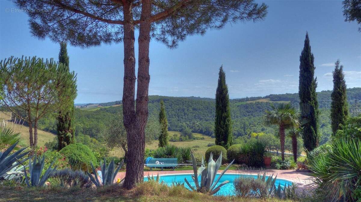 Maison à BOULOGNE-SUR-GESSE
