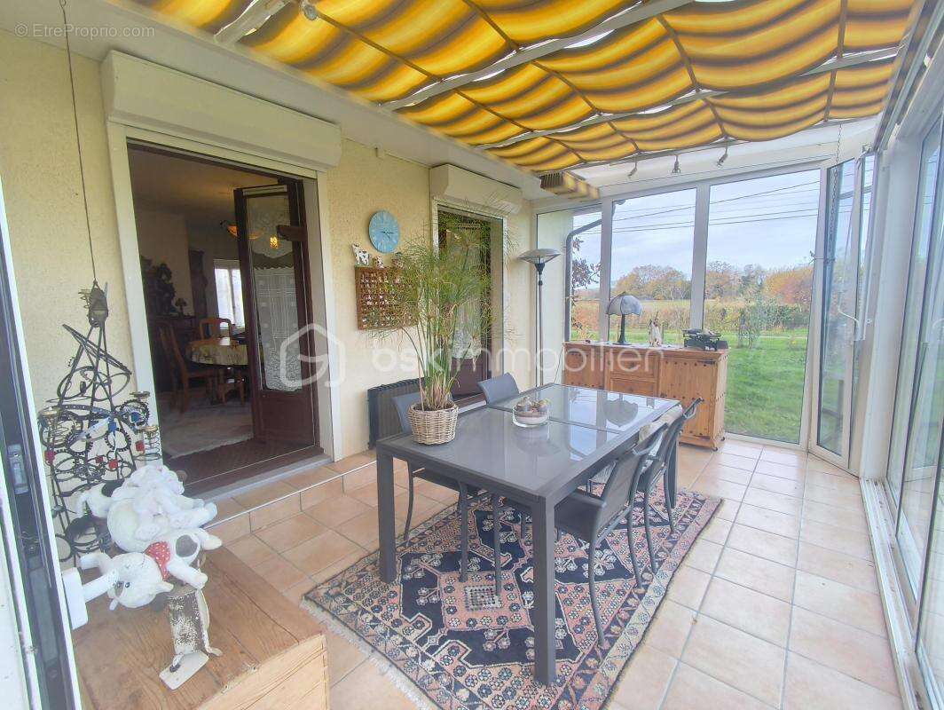 Maison à L&#039;ABERGEMENT-DE-CUISERY