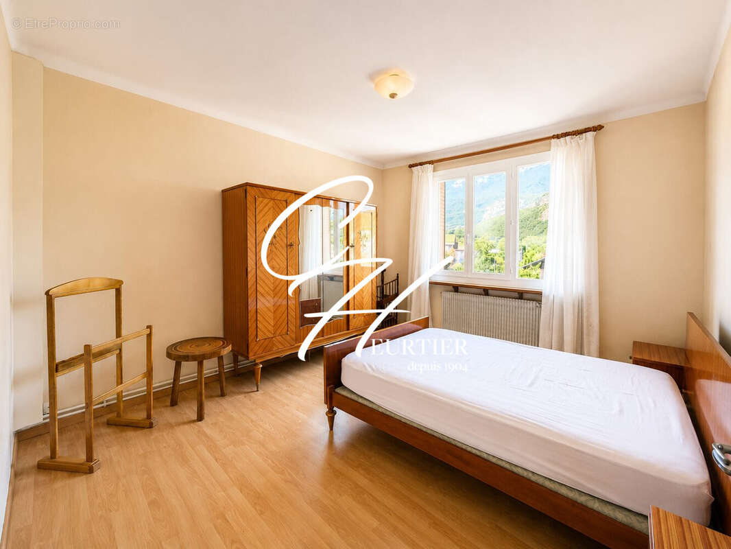 Appartement 66 m² à Le Pont-De-Claix  - photo 6