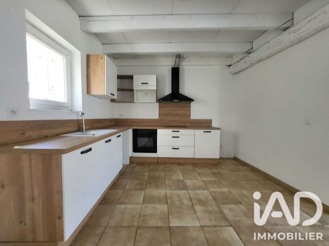 Appartement 106 m² à Salleles-D'aude  - photo 6