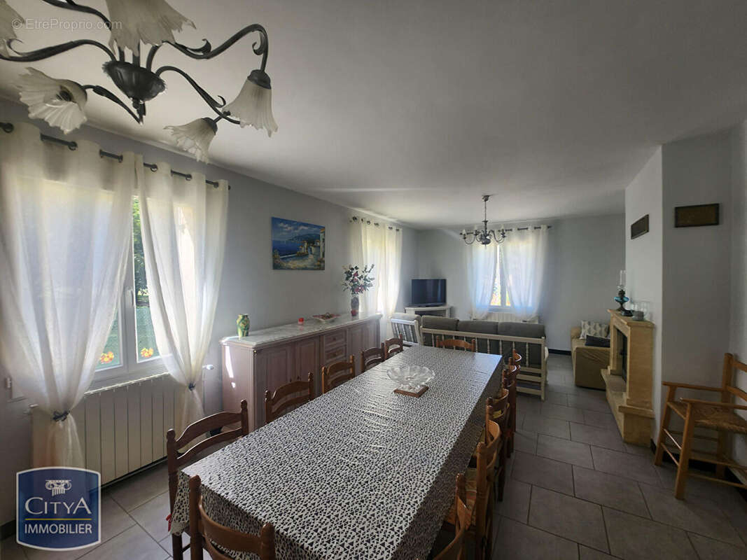 Maison à SARLAT-LA-CANEDA