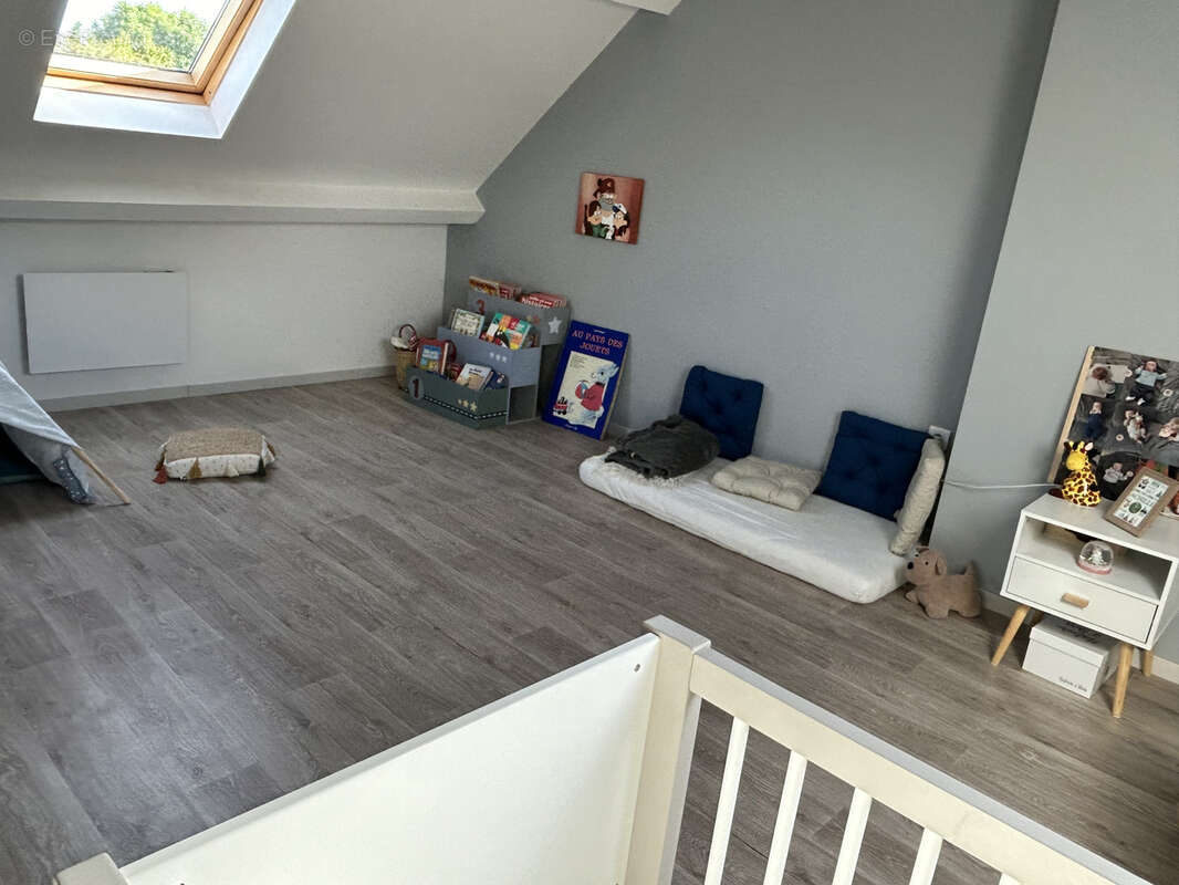 Maison à COURRIERES