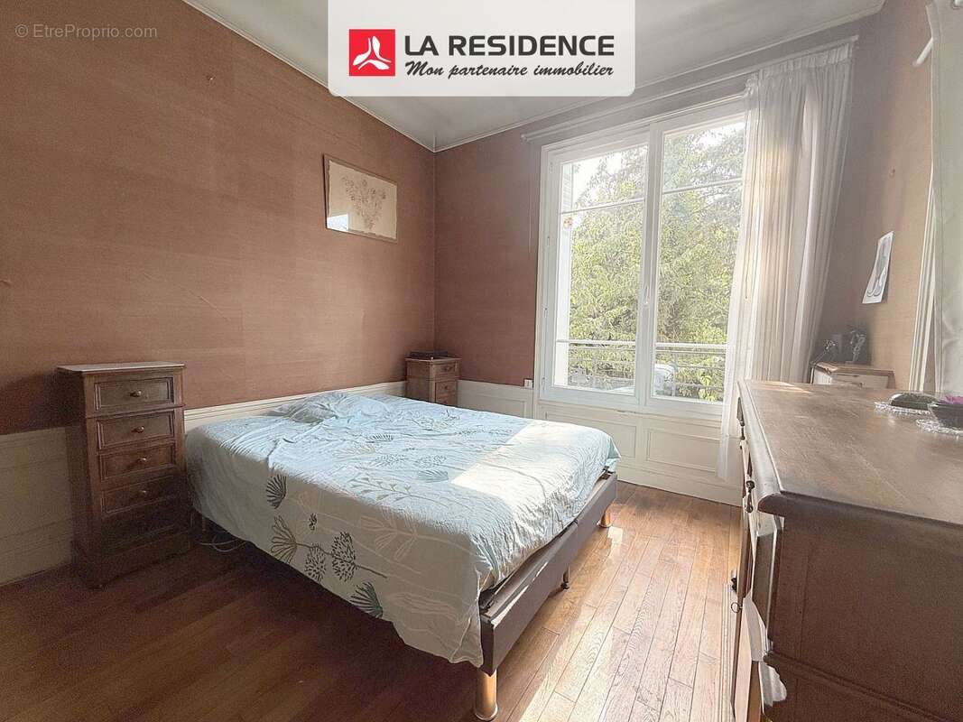 Maison 103 m² à Chaville  - photo 6