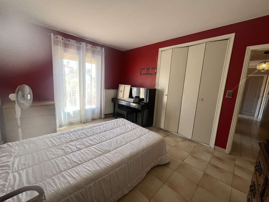 CABESTANY   Rare sur le marché : Villa 3 faces 110 m2 de plain-pied avec garage en sous-sol de 87 m2 - photo 10