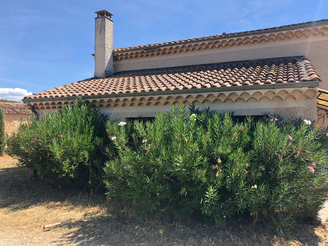 Maison familiale 125 m2 - Plain pied - vue Luberon - photo 33