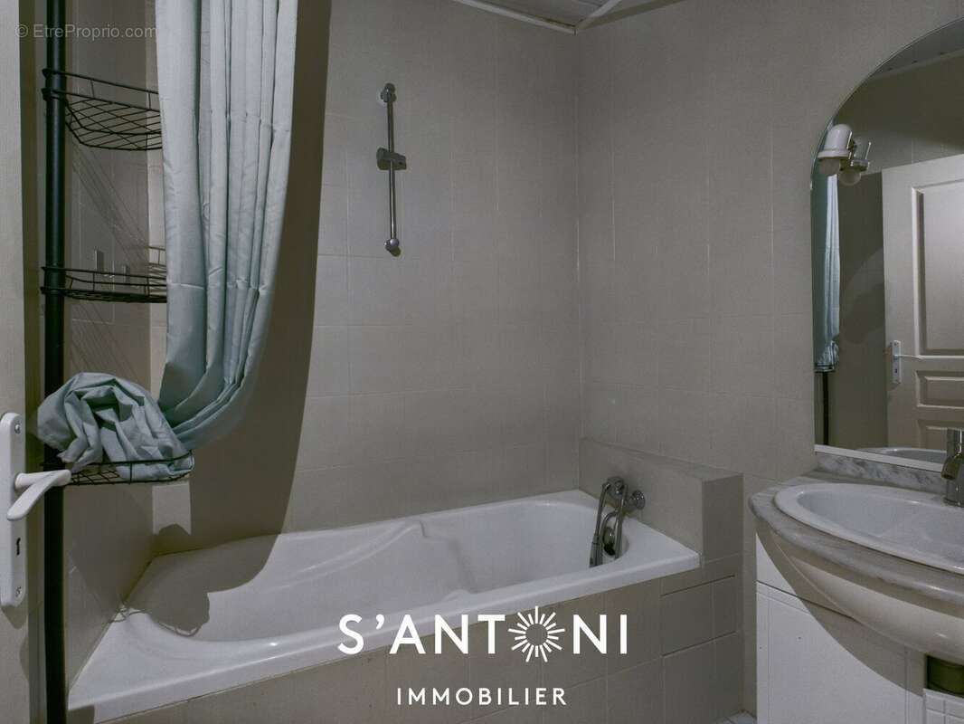 Charme de l'ancien et confort moderne au cur de Bessan - photo 7