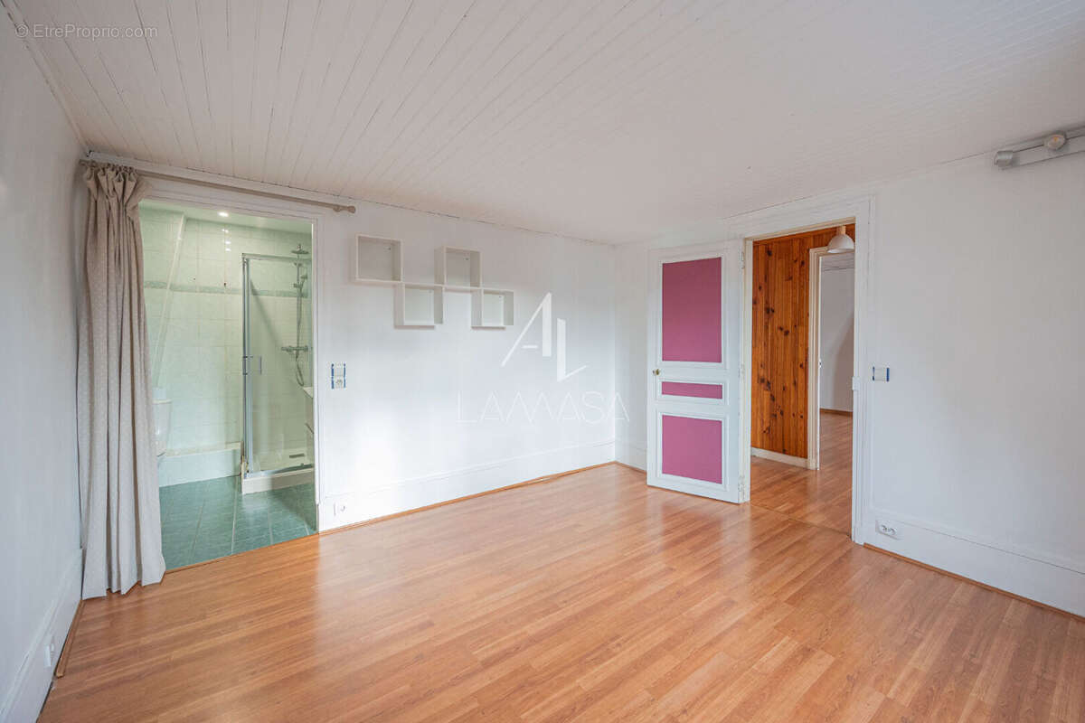 Rare - maison de charme en hyper centre de lagny-sur-marne - photo 11