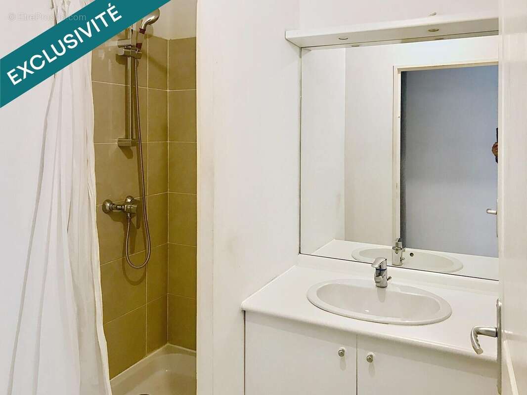 Photo 6 - Appartement à MARSEILLE-10E