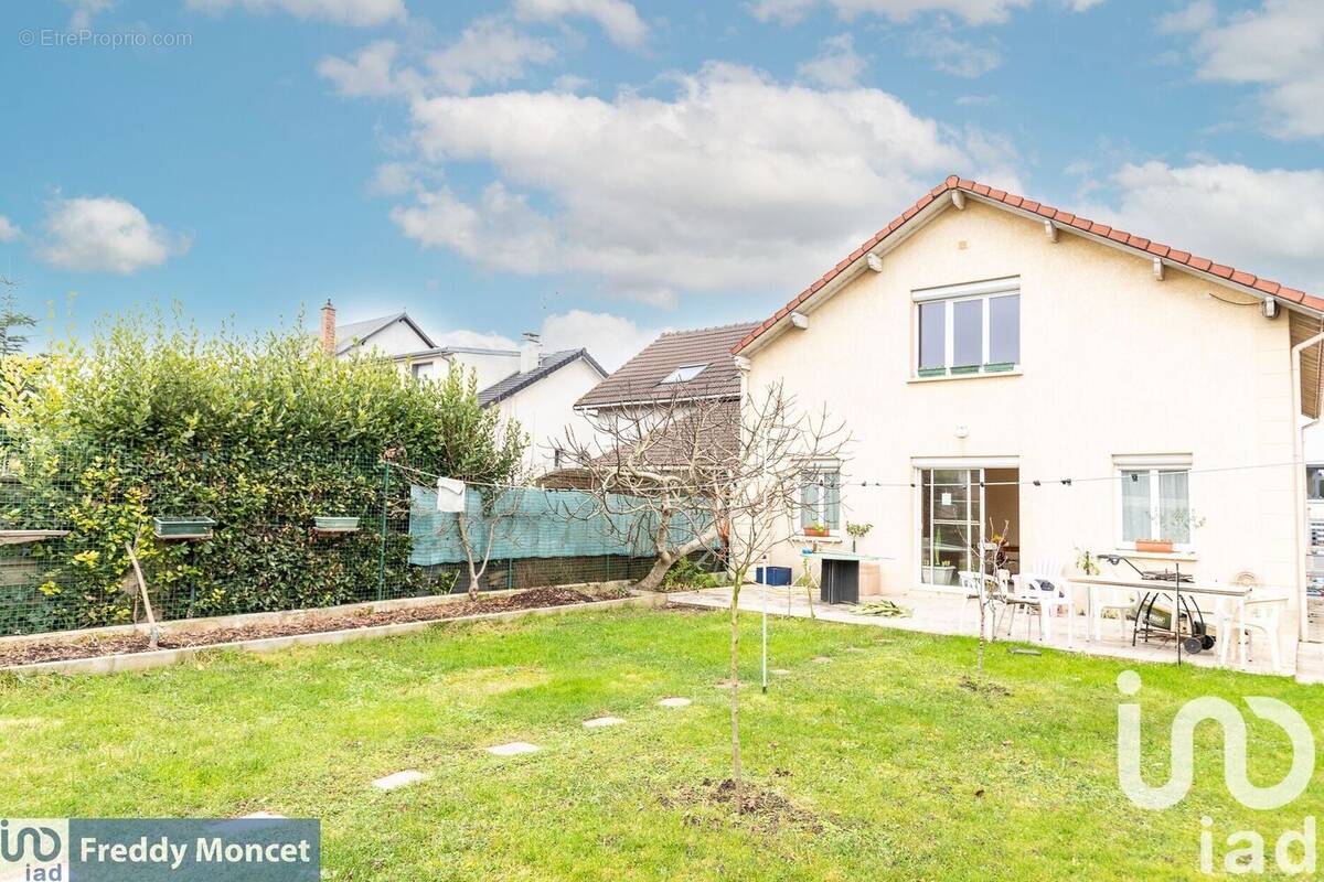 Photo 1 - Maison à JUVISY-SUR-ORGE