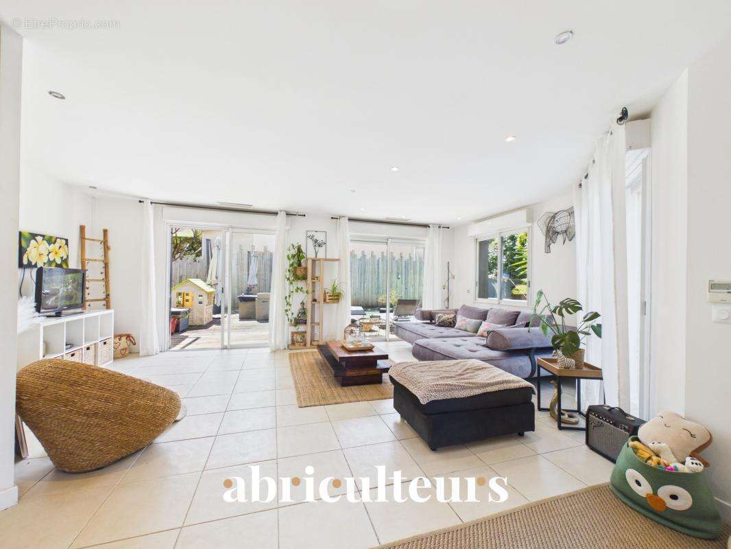Belle Maison  avec Piscine à vendre au CAPBRETON (40130) - photo 4