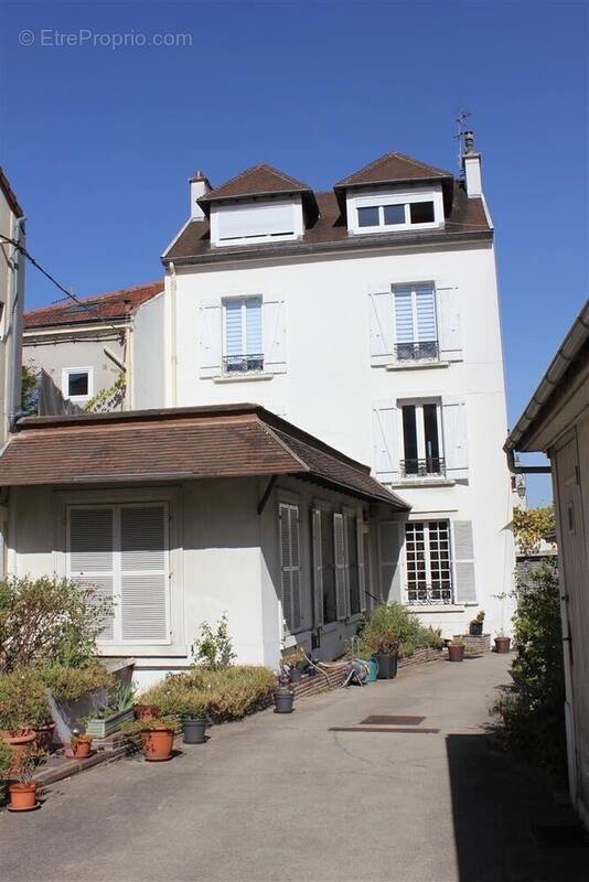 Appartement à BOIS-COLOMBES