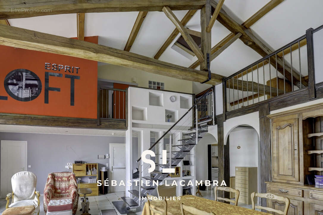 Maison à LISLE-SUR-TARN