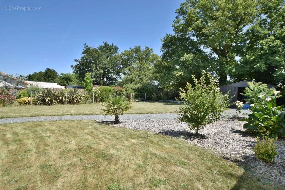 Maison à LE MAY-SUR-EVRE