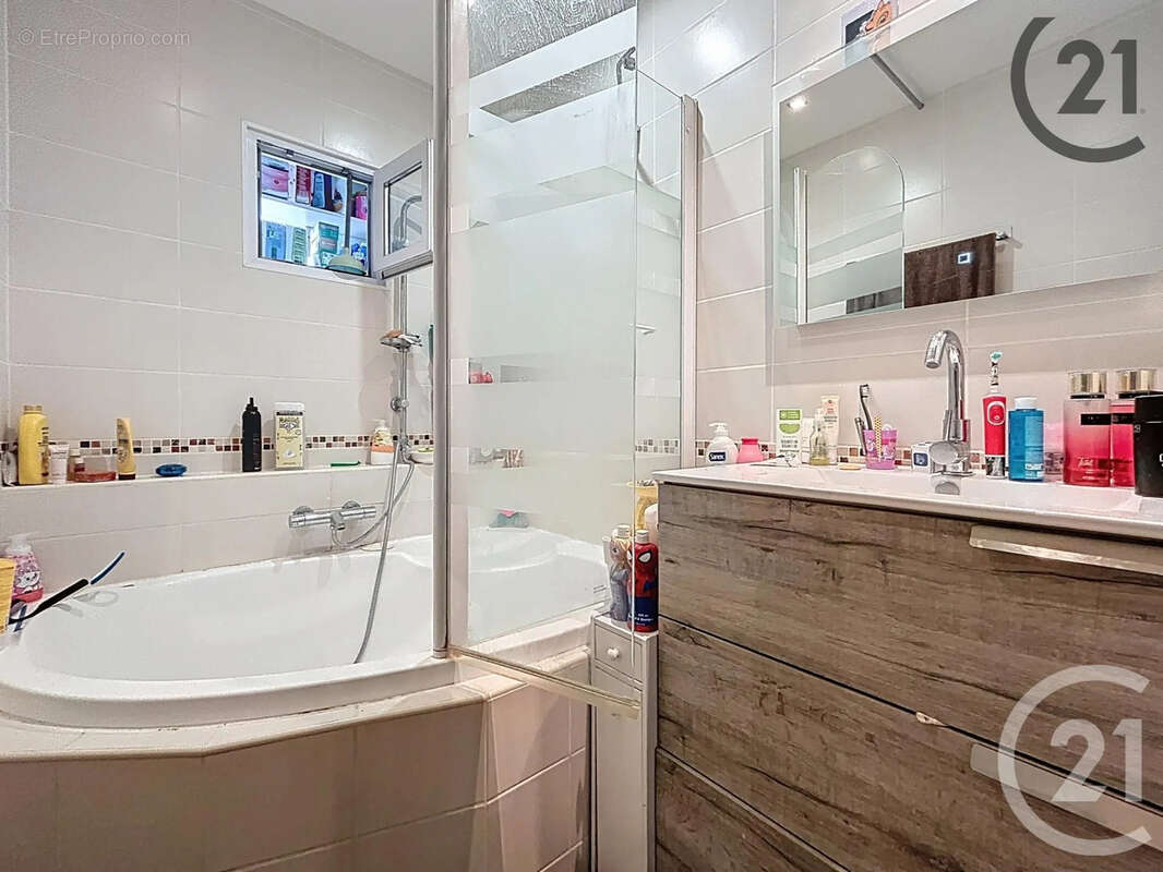 Appartement à SAINT-ANDRE-LES-VERGERS