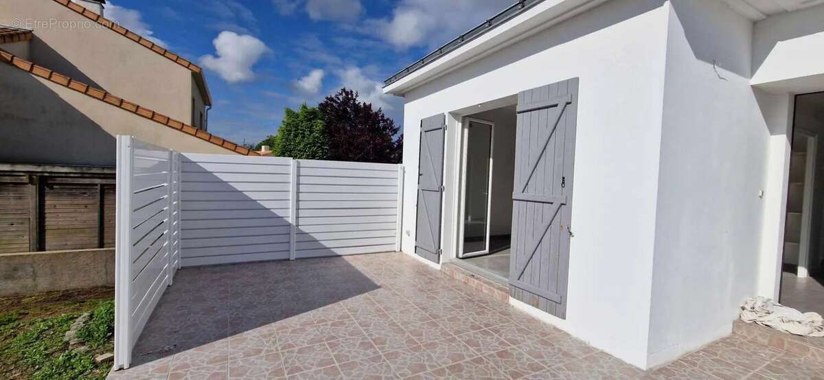 Maison à SAINT-SEBASTIEN-SUR-LOIRE